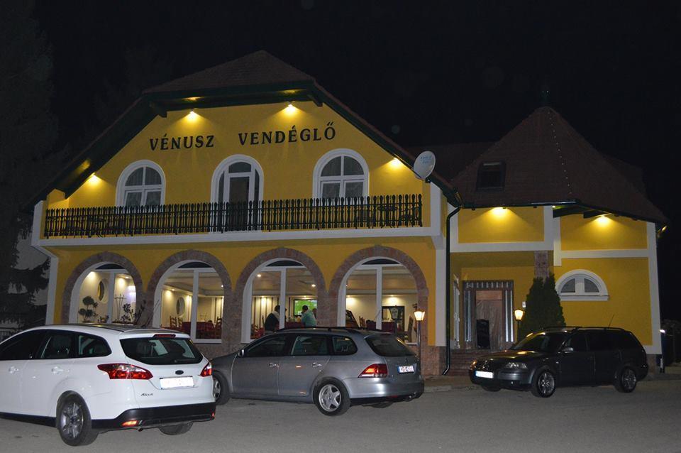 Venusz Panzio Es Vendeglo Bed & Breakfast Bagod Ngoại thất bức ảnh