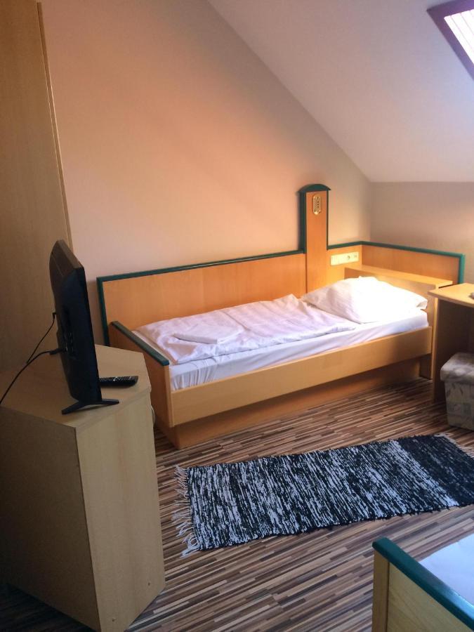 Venusz Panzio Es Vendeglo Bed & Breakfast Bagod Ngoại thất bức ảnh